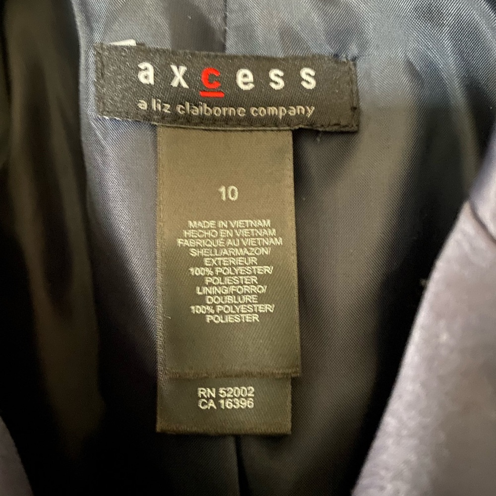 NWT “Into the Blue” Axcess by Liz Claiborne Satin Blazer - Picture 4 of 6